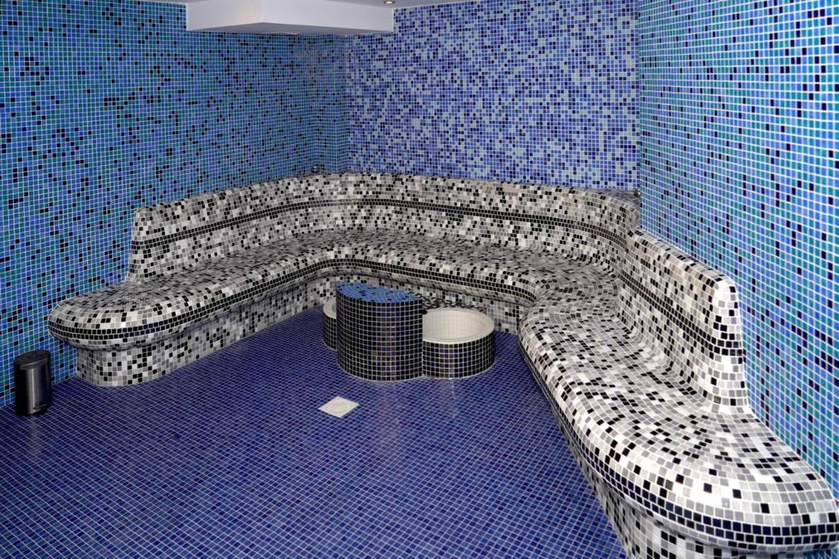Hotel Mousson Μιχάλοβτσε Εξωτερικό φωτογραφία