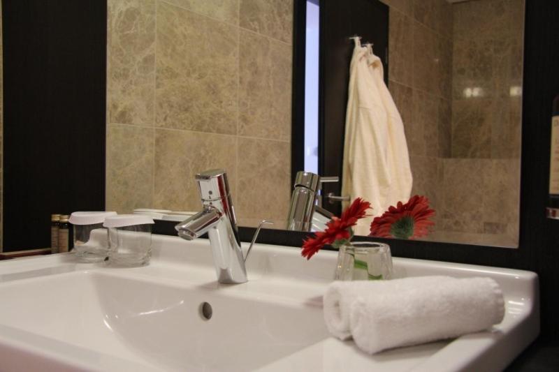 Hotel Mousson Μιχάλοβτσε Εξωτερικό φωτογραφία